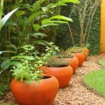 Decoração com vasos de barro